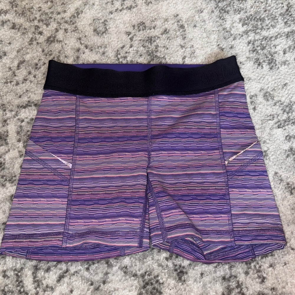 NWOT Lululemon What The Sport Short Space Dye Twist Iris Flower Pink Shell Sz: 4 - Picture 5 of 6